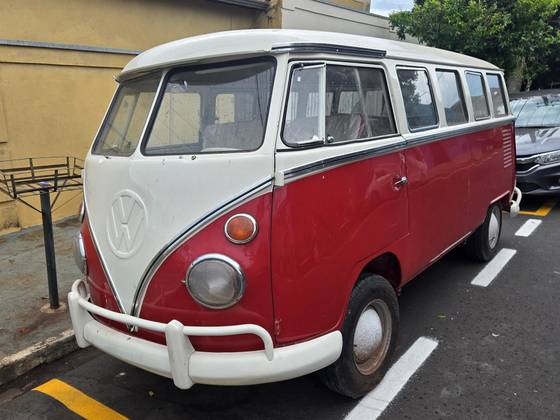 VOLKSWAGEN KOMBI 1.5 LUXO 8V GASOLINA 3P MANUAL